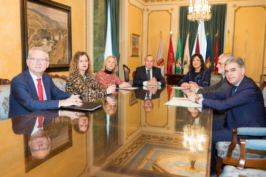 Gobierno Vasco y Diputación firman el acuerdo interinstitucional para impulsar el empleo Gobierno Vasco y Diputación firman el acuerdo interinstitucional para impulsar el empleo