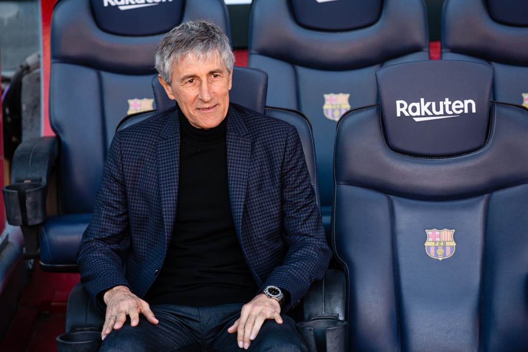 Setién en el banquillo del Barça Setién en el banquillo del Barça