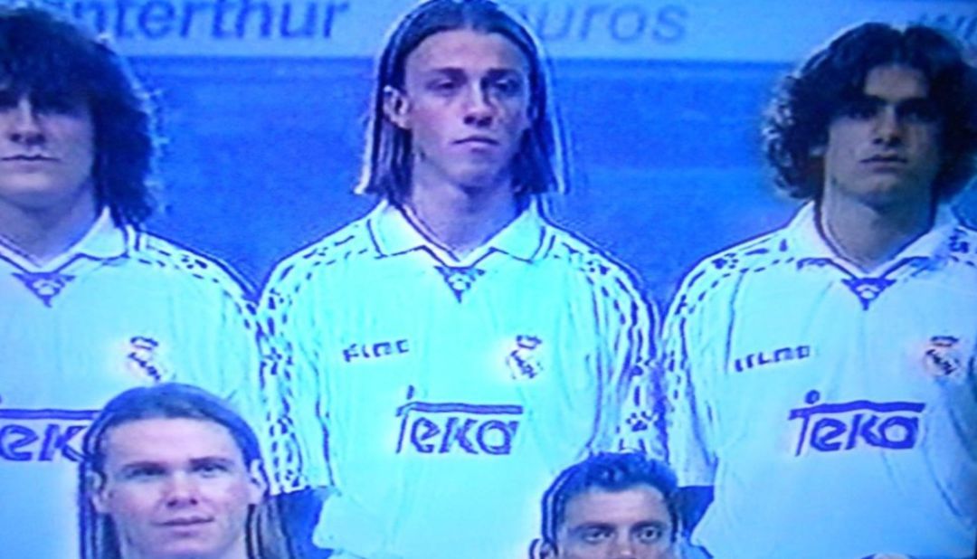 Guti explicó en El Larguero cómo lleva entrenar a la UD Almería y charla sobre su futuro junto con otro exjugador blanco, Álvaro Benito Villar. Guti explicó en El Larguero cómo lleva entrenar a la UD Almería y charla sobre su futuro junto con otro exjugador blanco, Álvaro Benito Villar.