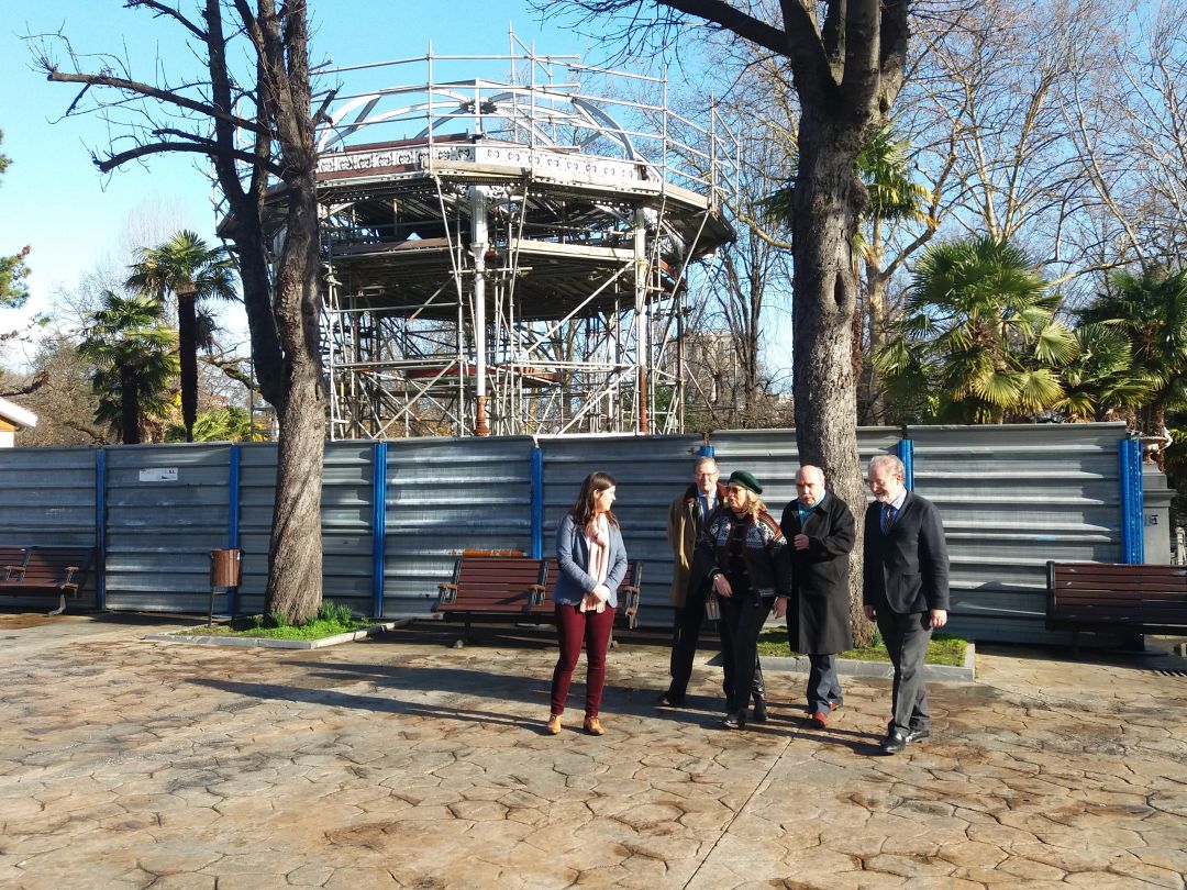 Nace la plataforma 'Los Franciscanos' en defensa del Campo de San Franciso Nace la plataforma 'Los Franciscanos' en defensa del Campo de San Franciso