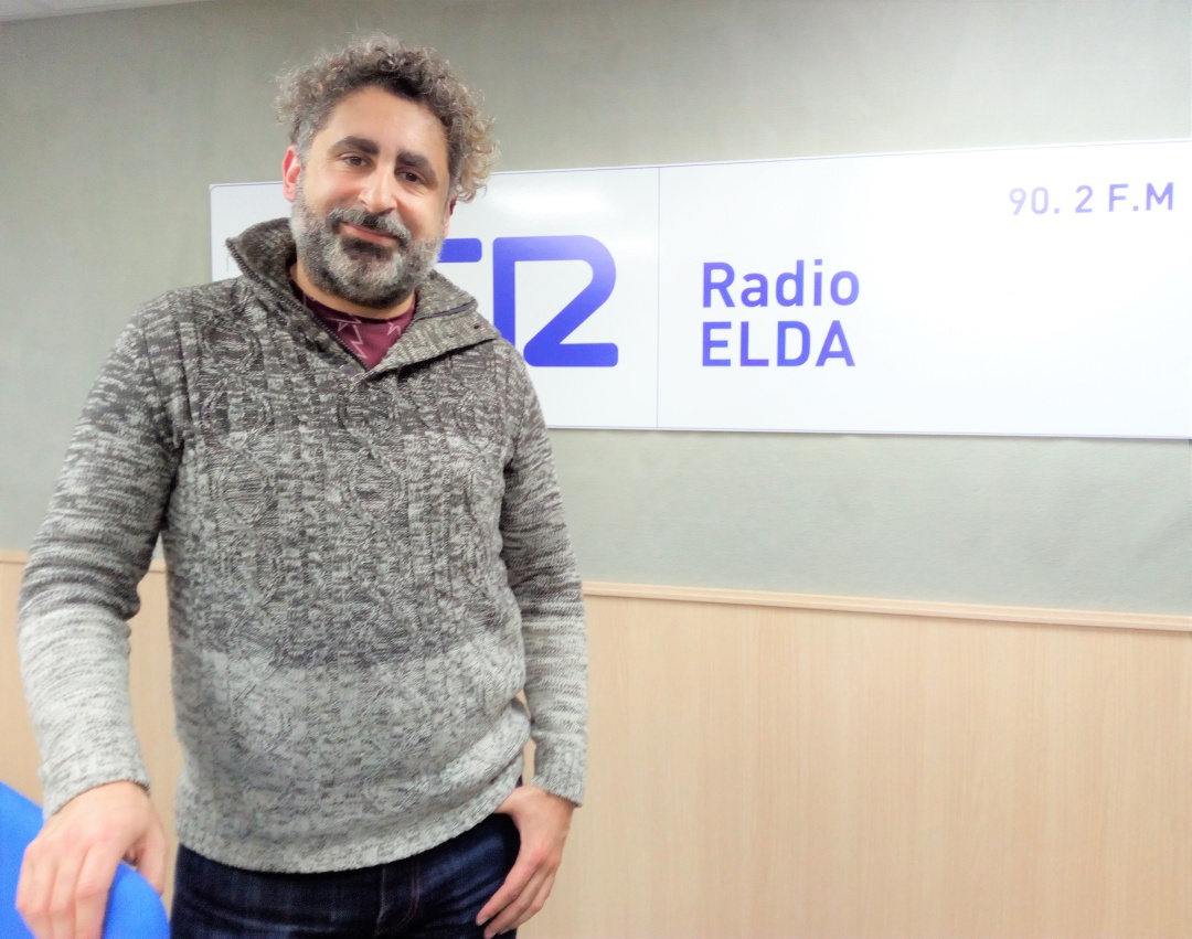 El actor y guionista Martín Román en Radio Elda al finalizar la entrevista en el program Hoy por Hoy Elda Vinalopó El actor y guionista Martín Román en Radio Elda al finalizar la entrevista en el program Hoy por Hoy Elda Vinalopó