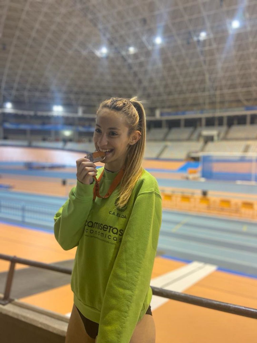 Paula García subió al podio Paula García subió al podio