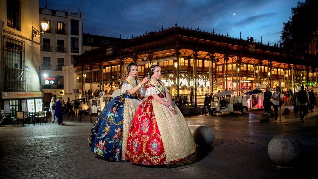 Las Falleras Mayores de Gandia sorprenden en la ciudad de Madrid