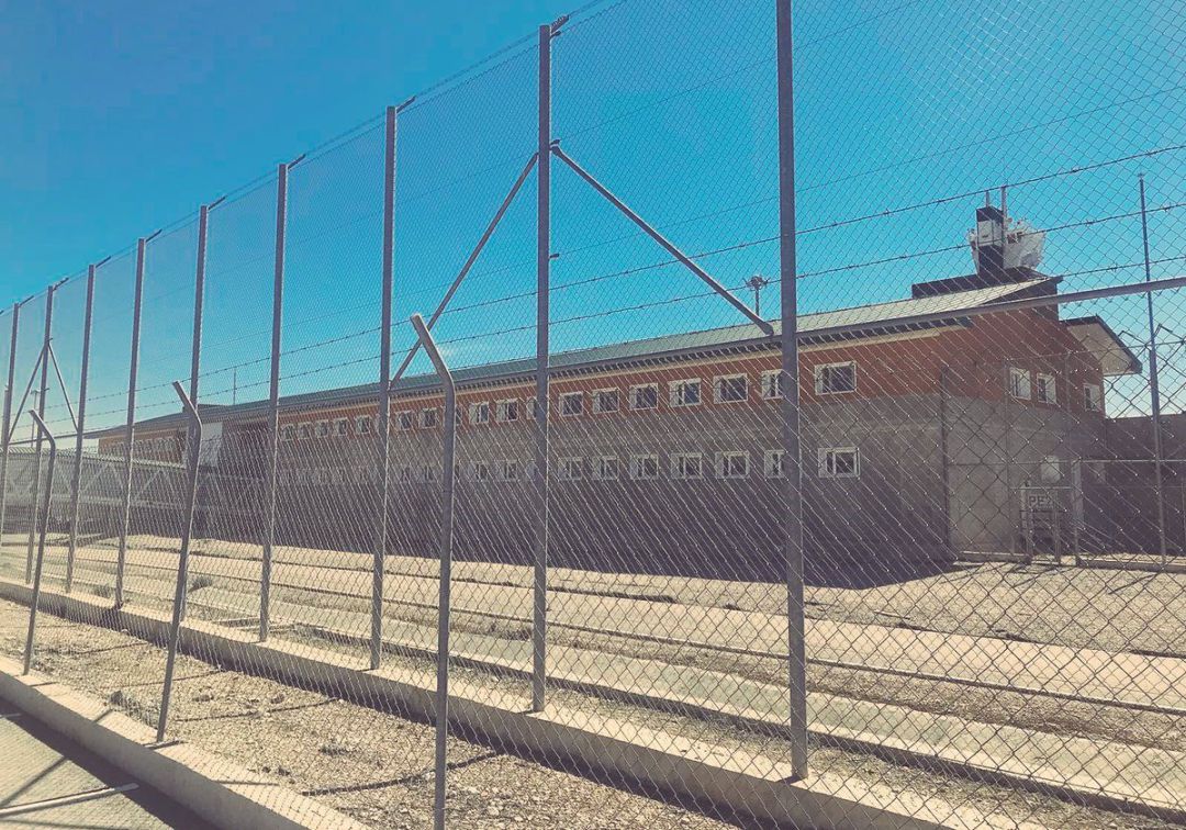Herido un funcionario tras reducir a un preso en la cárcel de Estremera