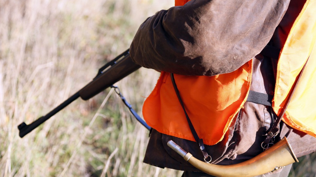 Insultos y amenazas a una activista al advertir a unos cazadores que no podían disparar en una vía pecuaria