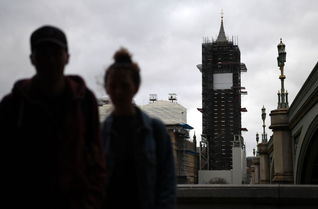 El famoso Big Ben en obras en la ciudad de Londres. El famoso Big Ben en obras en la ciudad de Londres.