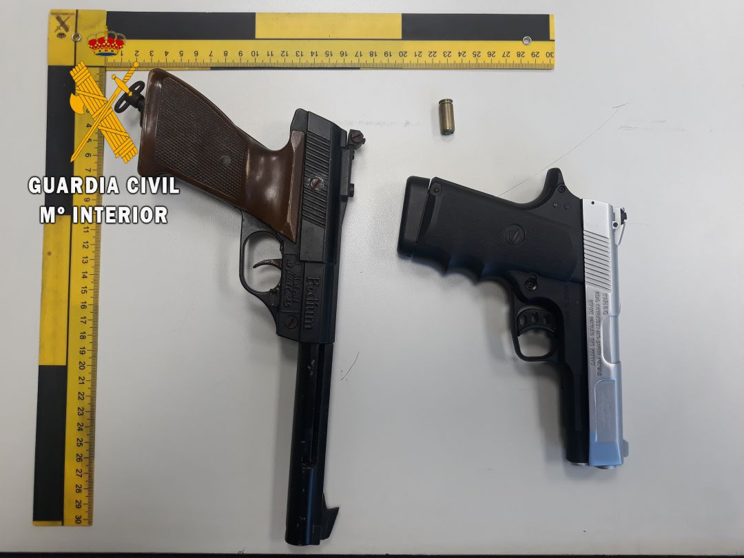 Armas incautadas durante los registros realizados en la operación Armas incautadas durante los registros realizados en la operación