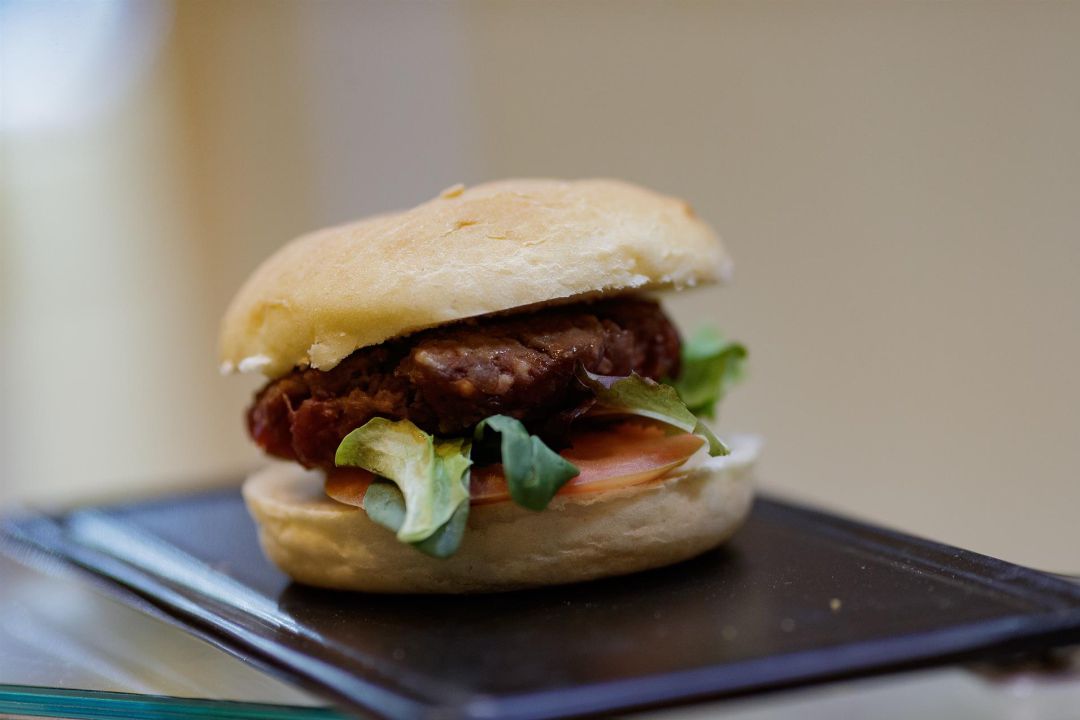Imagen de archivo de una hamburguesa Imagen de archivo de una hamburguesa