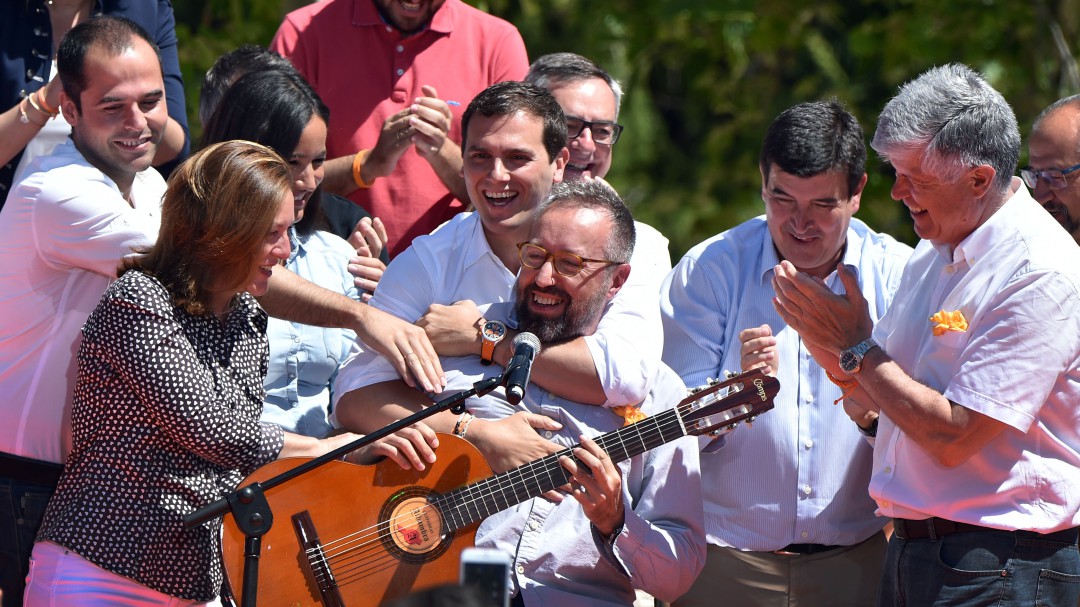 Girauta carga contra un compañero de su partido que criticó el 'pin parental'