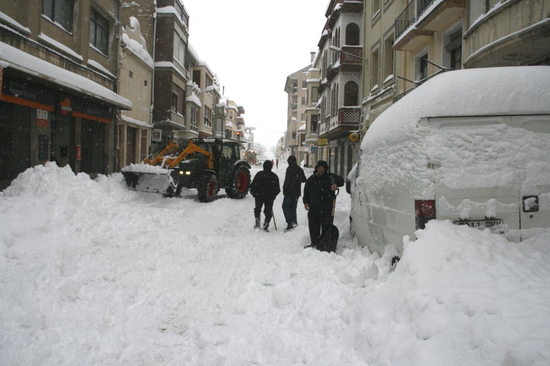 Durante todo el lunes, el interior norte de la provincia estará en nivel rojo de riesgo extreño de nevadas Durante todo el lunes, el interior norte de la provincia estará en nivel rojo de riesgo extreño de nevadas