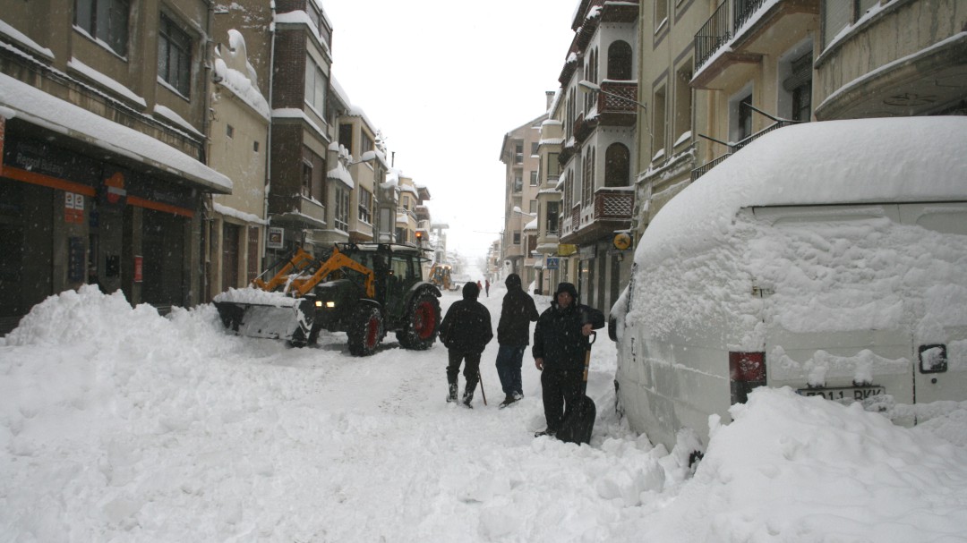 Nieve, lluvia, viento y olas de 6 metros hasta el martes en la provincia de Castellón