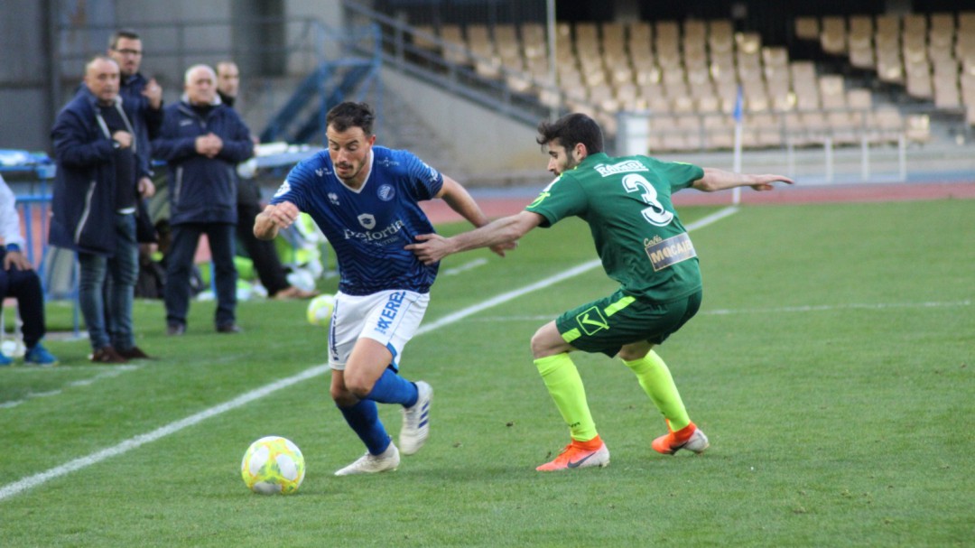 El CD Rota vuelve a amargarle el día al Xerez DFC (1-1)