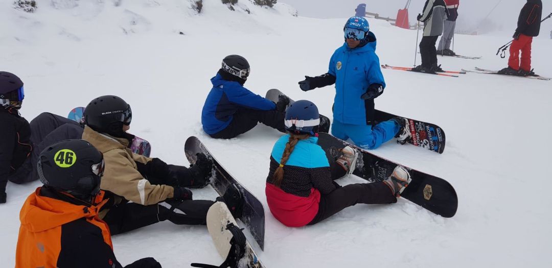 Clase de snow en Leitariegos Clase de snow en Leitariegos