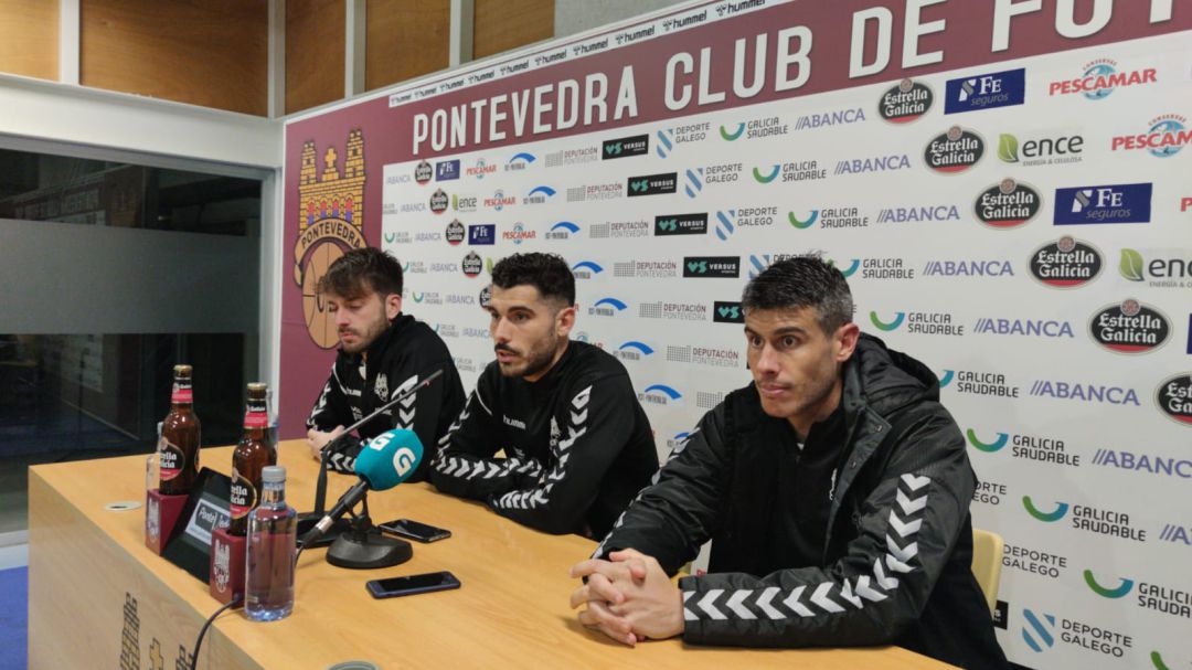 El Pontevedra no pasa del empate ante el Racing de Ferrol (0-0) El Pontevedra no pasa del empate ante el Racing de Ferrol (0-0)