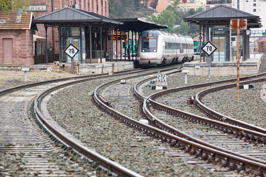 El tren en Teruel, una de las peticiones más importantes para Madrid El tren en Teruel, una de las peticiones más importantes para Madrid