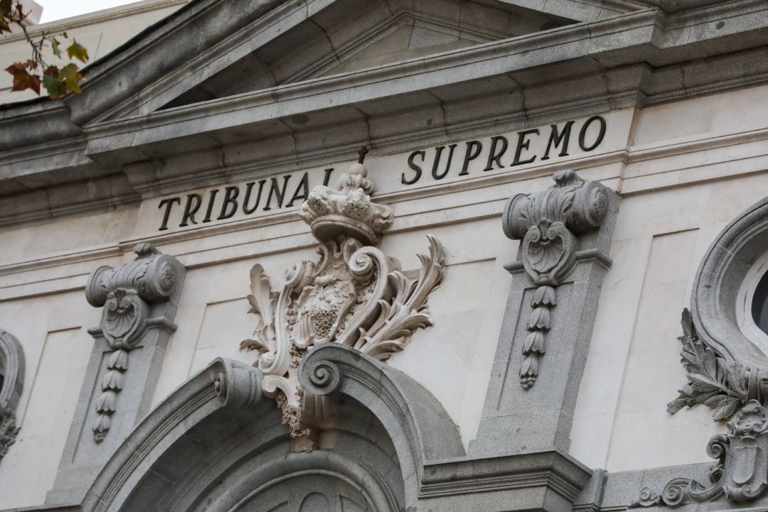 Escudo de España en la fachada del edificio del Tribunal Supremo, en Madrid a 29 de noviembre de 2019. Escudo de España en la fachada del edificio del Tribunal Supremo, en Madrid a 29 de noviembre de 2019.