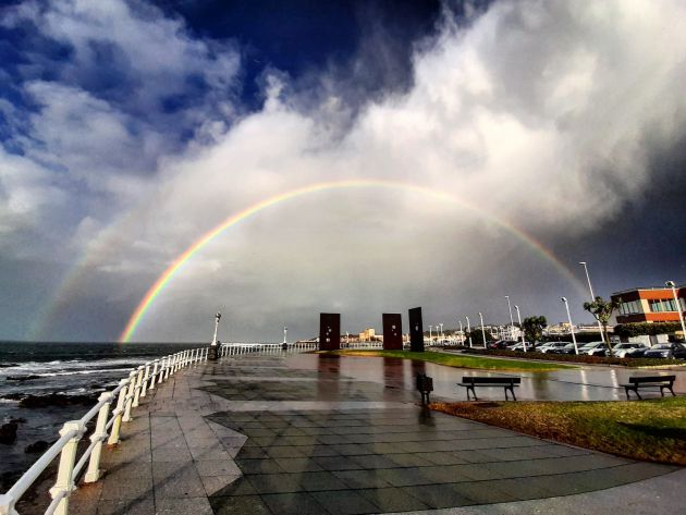 Arco iris completo en Gijón Arco iris completo en Gijón