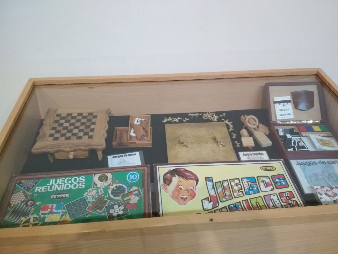 Juegos de mesa de los fondos del Museo del Juego Tradicional de Aranda Juegos de mesa de los fondos del Museo del Juego Tradicional de Aranda