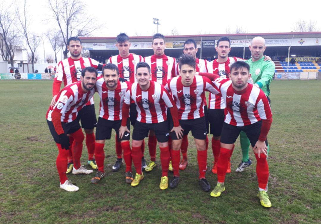 El Pedroñeras de Bermúdez consigue su primer punto bajo el aguacero de La Solana (0-0) El Pedroñeras de Bermúdez consigue su primer punto bajo el aguacero de La Solana (0-0)