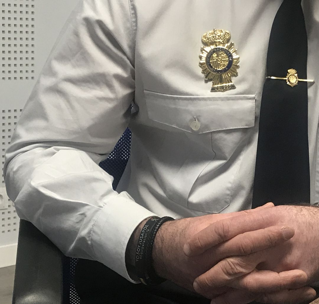 El agente de la Policía Nacional empezó los cursos hace seis años con motivo de las violaciones cometidas en distintos puntos de Ponferrada y que siguen sin resolver El agente de la Policía Nacional empezó los cursos hace seis años con motivo de las violaciones cometidas en distintos puntos de Ponferrada y que siguen sin resolver
