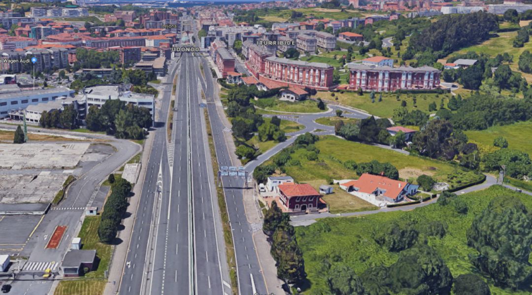 Uno de los carriles laterales se sumará al tronco común en La Avanzada Uno de los carriles laterales se sumará al tronco común en La Avanzada