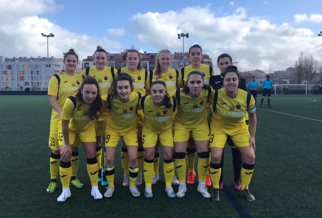 Formación del Victoria que logró el triunfo en el campo del Rácing Féminas Formación del Victoria que logró el triunfo en el campo del Rácing Féminas