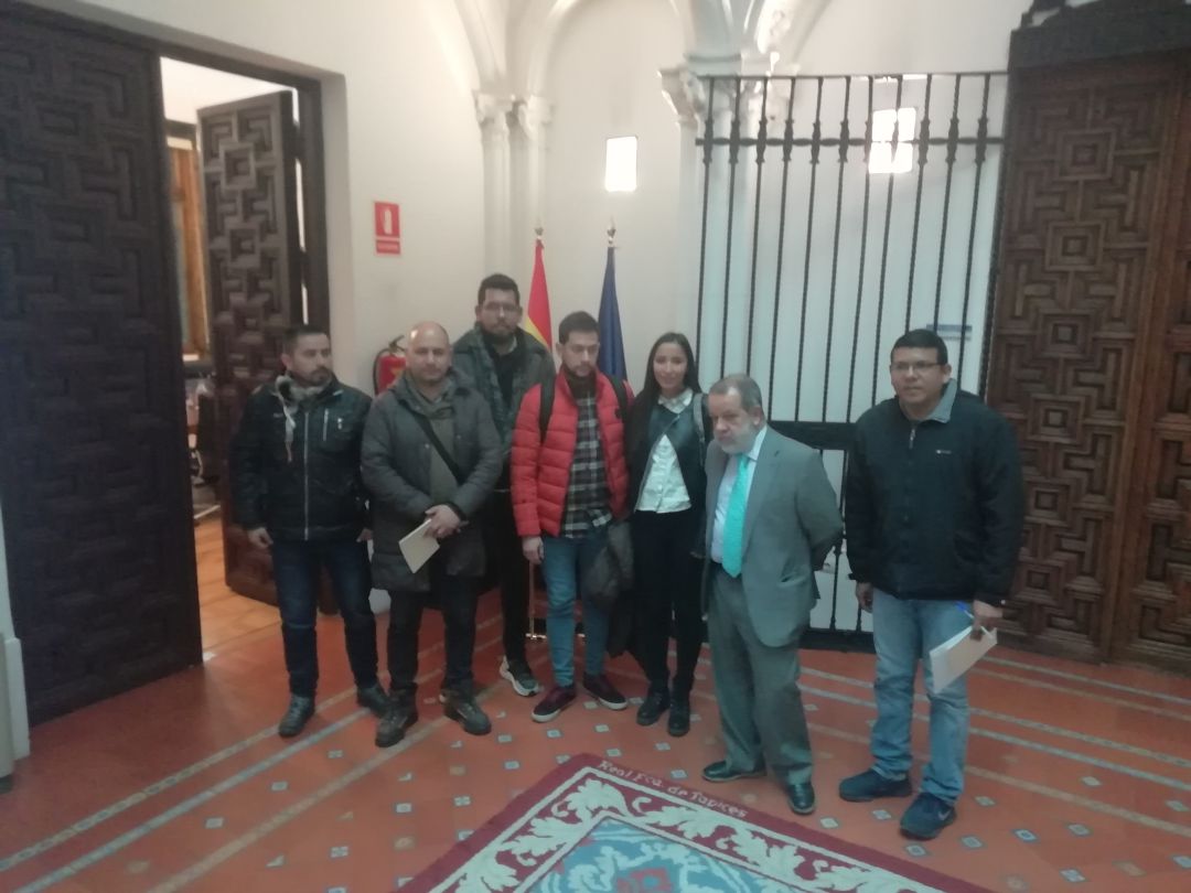 El Defensor del Pueblo, Francisco Fernández Marugán, tras recibir a seis solicitantes de asilo que han tenido que dormir en la calle. El Defensor del Pueblo, Francisco Fernández Marugán, tras recibir a seis solicitantes de asilo que han tenido que dormir en la calle.