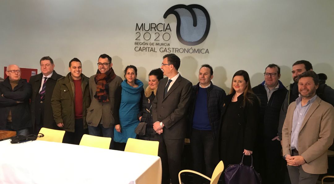 Los chefs debaten en el I Foro de Ideas de 'Murcia, Capital Española de la Gastronomía' Los chefs debaten en el I Foro de Ideas de 'Murcia, Capital Española de la Gastronomía'