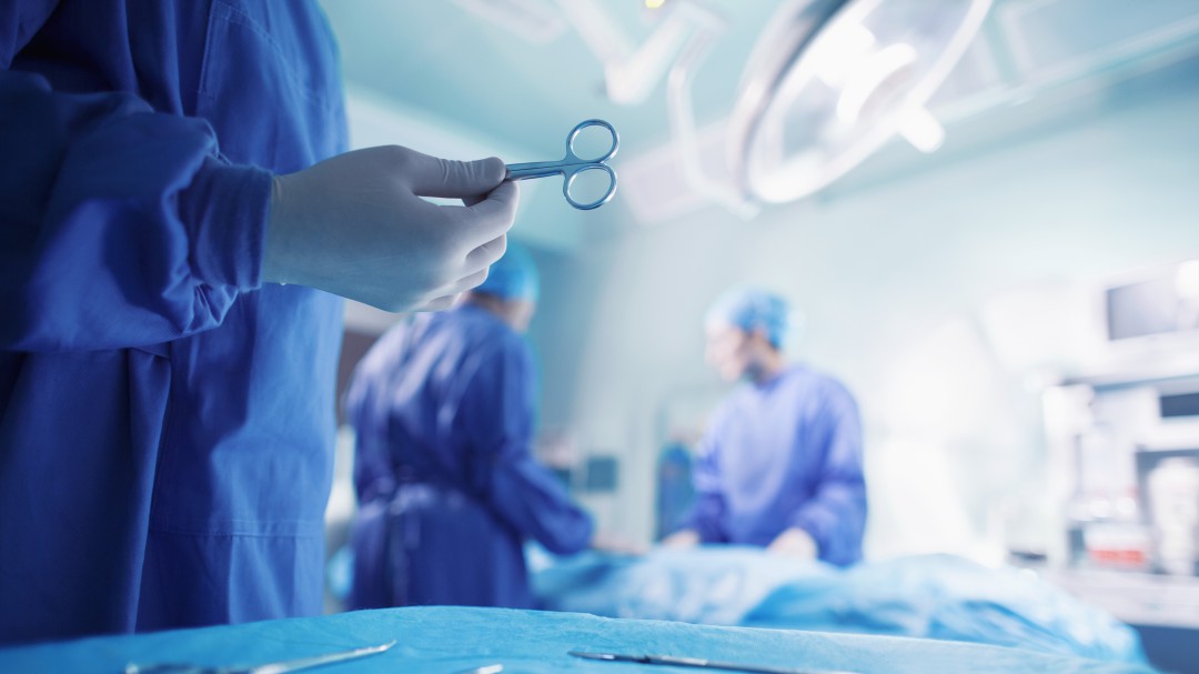 La lista de espera quirúrgica en Cantabria aumenta 20 días más que en 2018