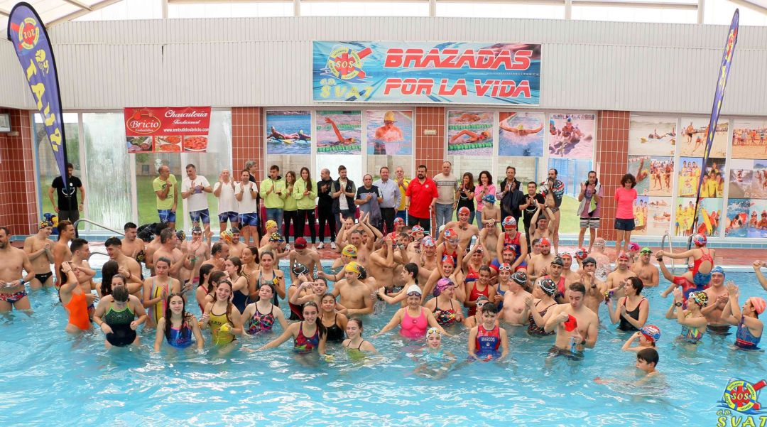 El Club de Salvamento y Socorrismo de Tarancón dona más de 7.200 euros a la lucha contra la ELA El Club de Salvamento y Socorrismo de Tarancón dona más de 7.200 euros a la lucha contra la ELA