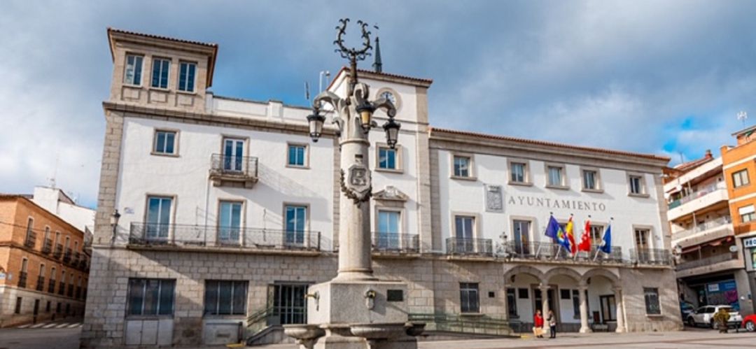 Fachada del ayuntamiento de Colmenar Viejo Fachada del ayuntamiento de Colmenar Viejo