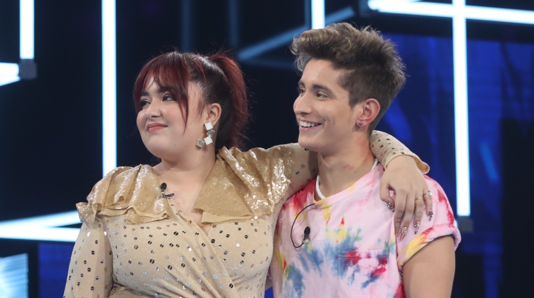 Roberto Leal con los nominados de la Gala 1: Ariadna y Nick Roberto Leal con los nominados de la Gala 1: Ariadna y Nick