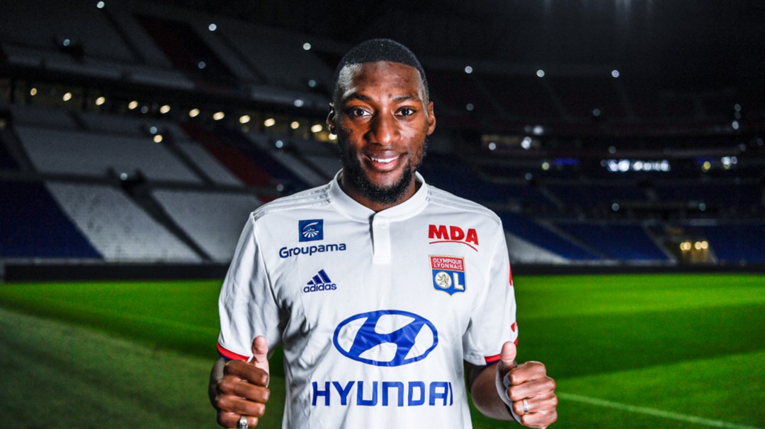Ekambi se marcha cedido al Olympique de Lyon con opción de compra