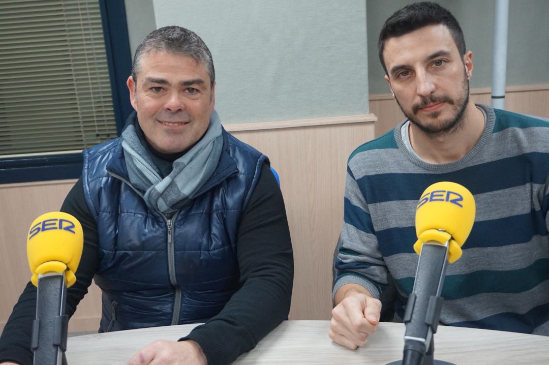 Representantes de la Asociación de Vecinos Monte Bateig de Elda Representantes de la Asociación de Vecinos Monte Bateig de Elda