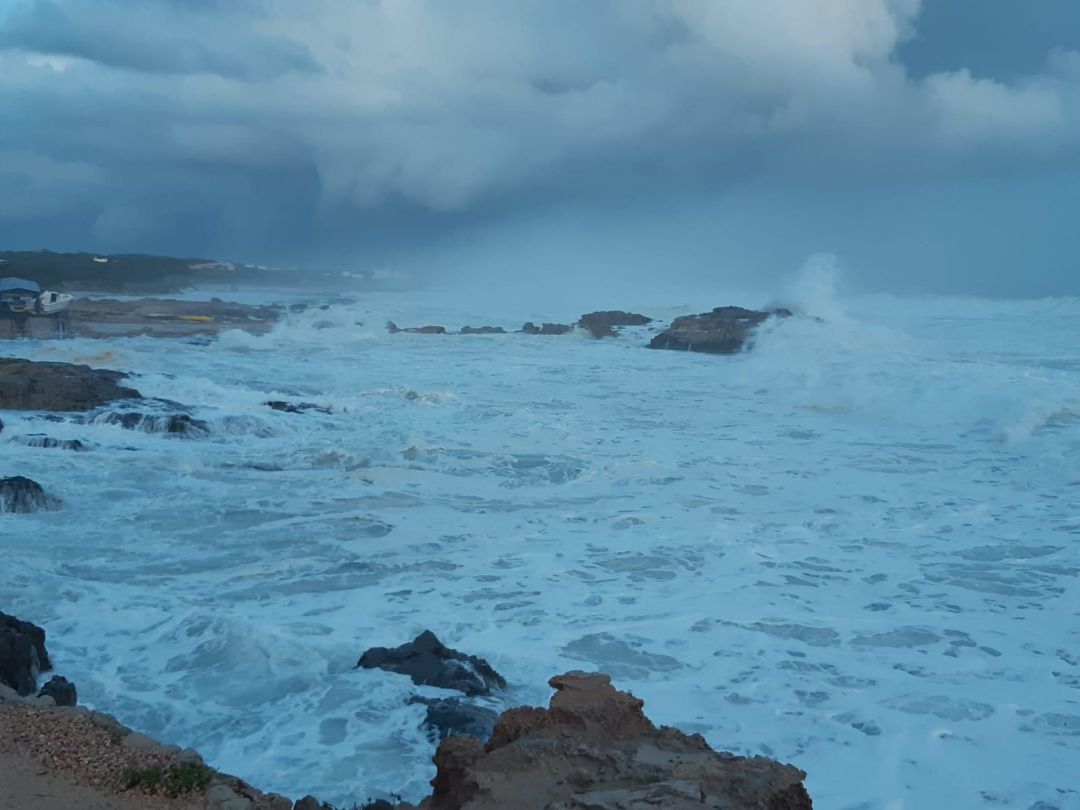 El temporal ha obligado a cerrar de nuevo la Savina El temporal ha obligado a cerrar de nuevo la Savina