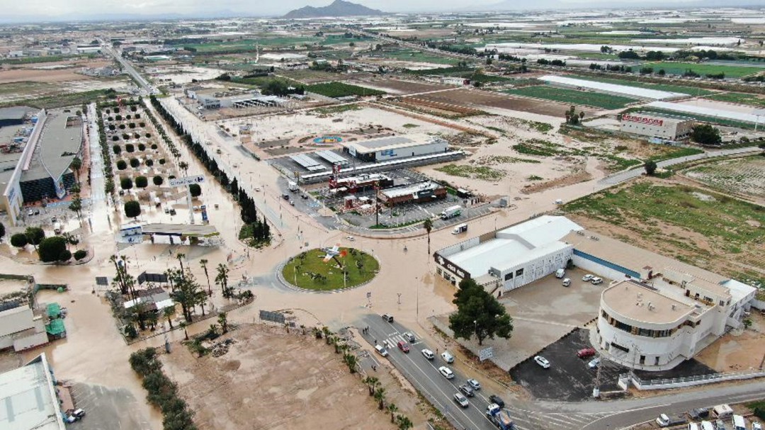 Nueve carreteras permanecen cortadas al tráfico en la Región de Murcia