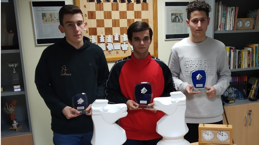 O medalleiro final provincial 2020 para Xadrez Ourense e Benchoshey-Pereiro de Aguiar