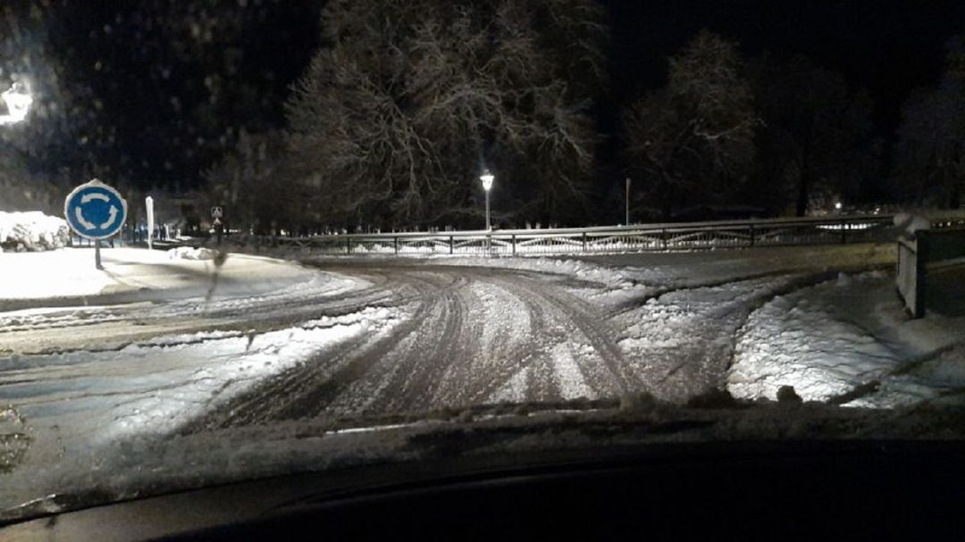 Situación complicada en algunas carreteras segovianas Situación complicada en algunas carreteras segovianas