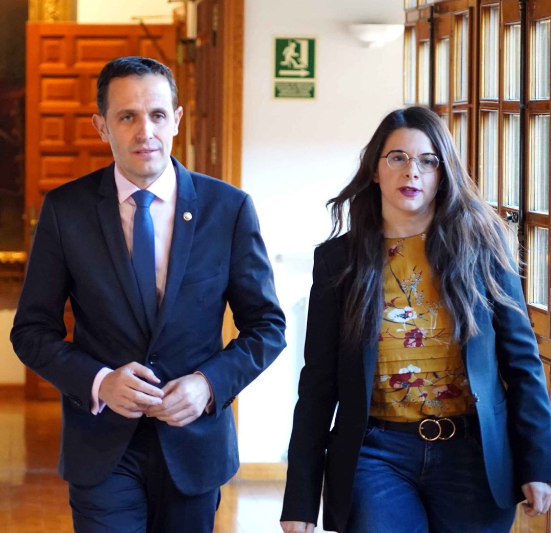 La diputada provincial Gema Gómez acompañada por el presidente de la Diputación, Conrado Íscar La diputada provincial Gema Gómez acompañada por el presidente de la Diputación, Conrado Íscar