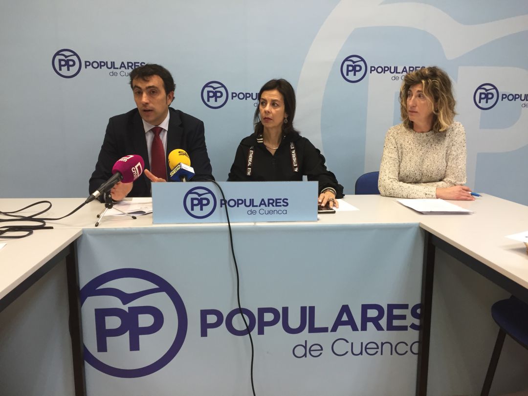 Concejales del Grupo Popular en rueda de prensa Concejales del Grupo Popular en rueda de prensa