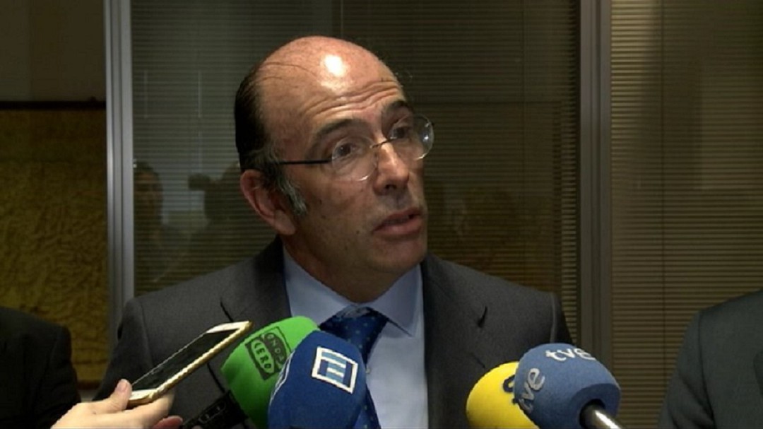 "La pelota está en el tejado del Gobierno", dice Enagás sobre la apertura de la regasificadora