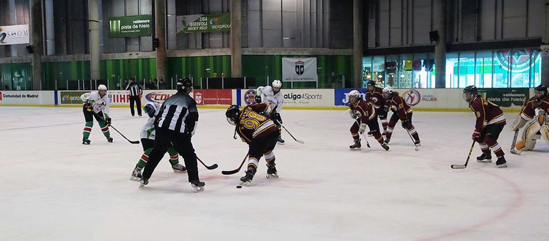Quimeras Valdemoro cayó 1-6 ante CD Sumendi en el partido de la temporada pasada al que corresponde esta imagen. Quimeras Valdemoro cayó 1-6 ante CD Sumendi en el partido de la temporada pasada al que corresponde esta imagen.