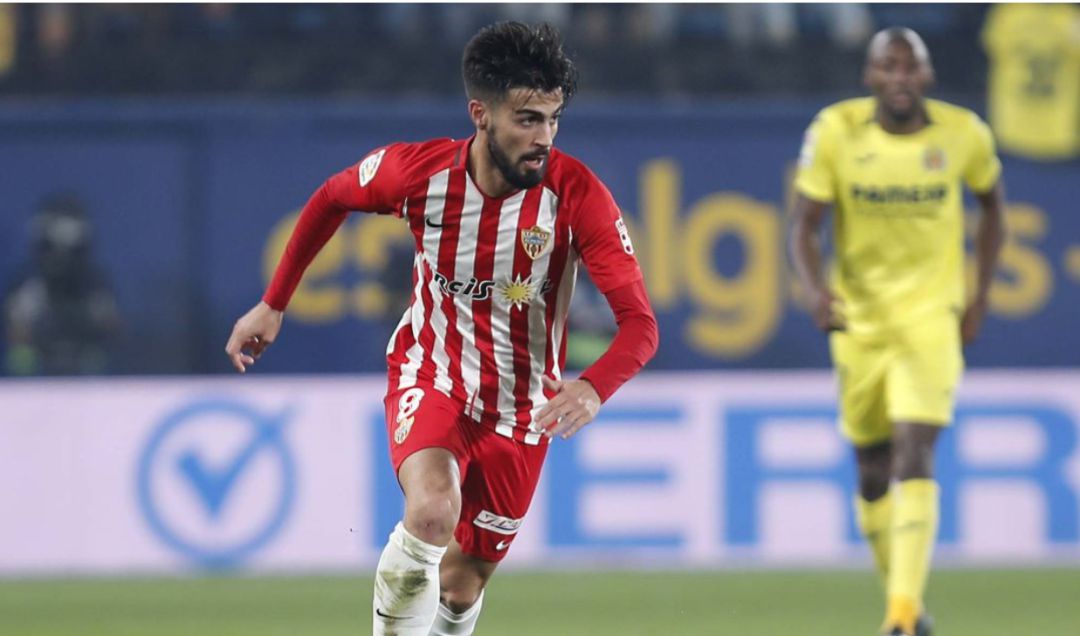 Chema Núñez, durante un partido con el Almería Chema Núñez, durante un partido con el Almería