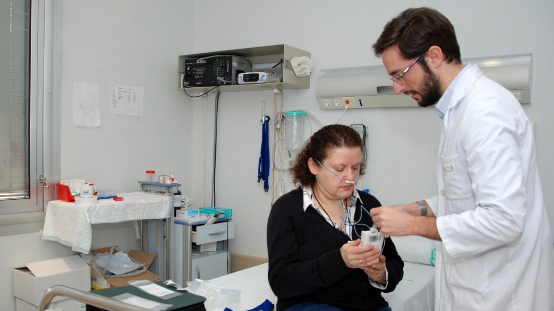 Sanidad eliminará el requisito de nacionalidad para ser médico especialista en Madrid