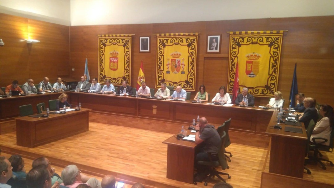 Ayuso avanza que PP y Cs están "en conversaciones para buscar estabilidad" en el Ayuntamiento de Arroyomolinos