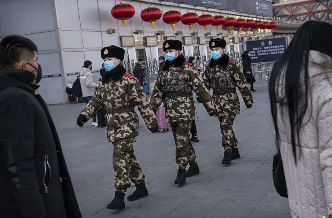 Policías en la ciudad de Beijing Policías en la ciudad de Beijing