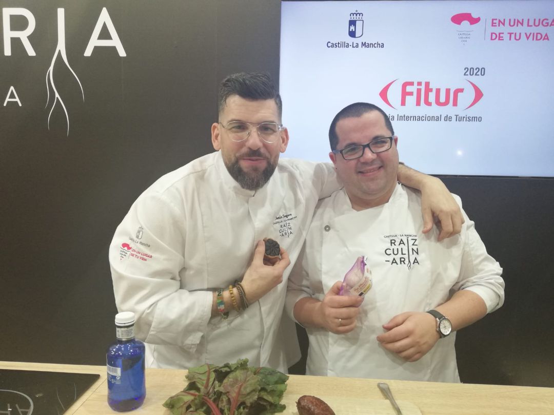 Cocineros con el Ajo Morado en FITUR Cocineros con el Ajo Morado en FITUR