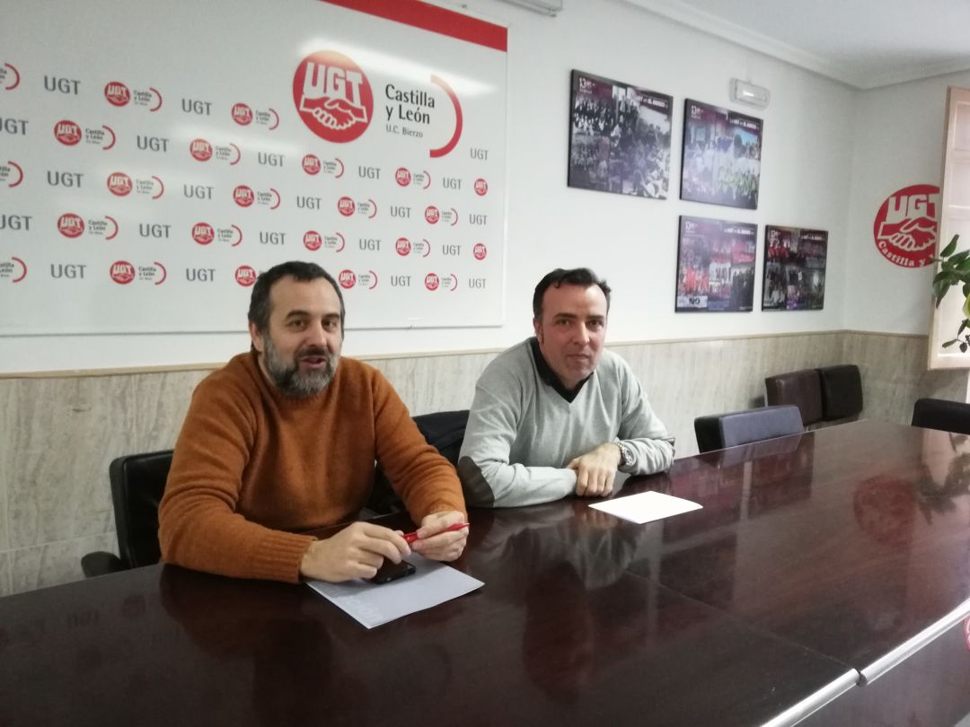 De izquierda a derecha, secretarios comarcales de CCOO y UGT, Ursicino Sánchez y Omar Rodríguez De izquierda a derecha, secretarios comarcales de CCOO y UGT, Ursicino Sánchez y Omar Rodríguez