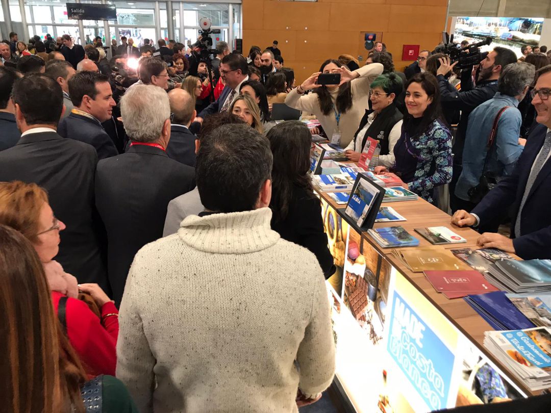 Momento de la visita del presidente de la GVA Ximo Puig. Momento de la visita del presidente de la GVA Ximo Puig.