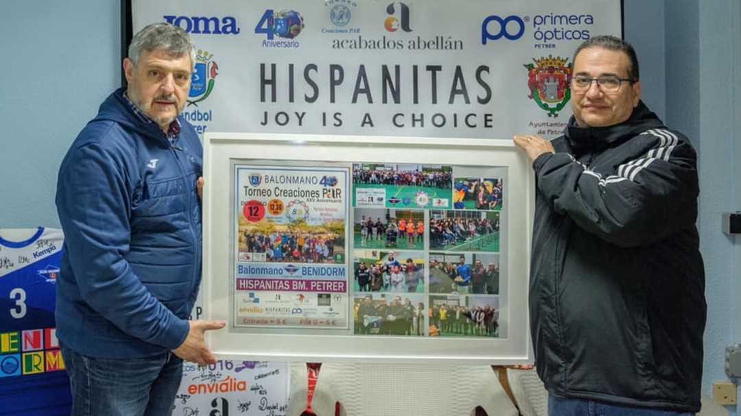Hispanitas Bm. Petrer cumple con Sense Barreres